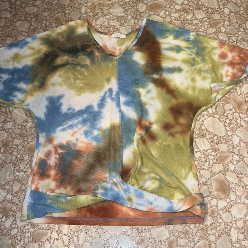 Entro Brand Tie Dye Shirt with front knot size Small